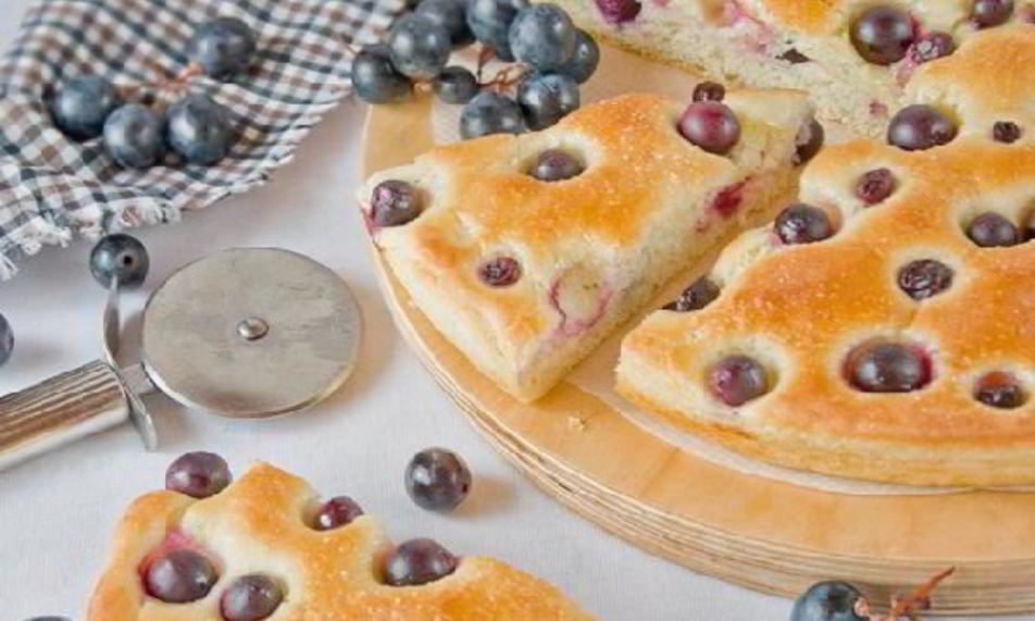 Рецепт сладкий итальянский хлеб с виноградом