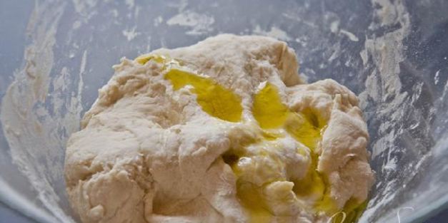 сладкий итальянский хлеб с виноградом