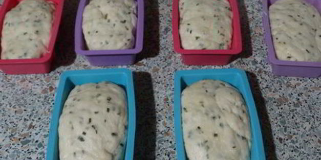 сметанный хлебушек с зелёным луком