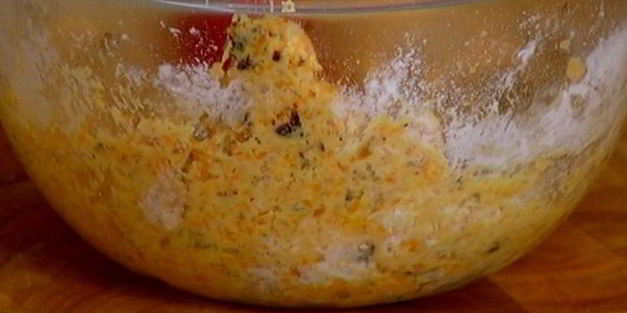 тыквенный хлеб с фундуком и черносливом