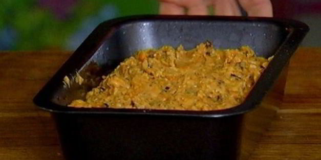 тыквенный хлеб с фундуком и черносливом