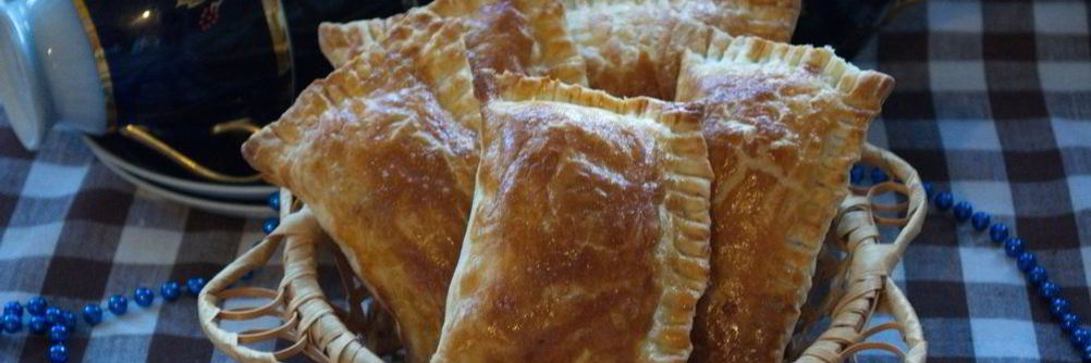 Конвертики из слоеного теста