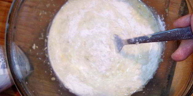 блинчики-лепешки из кабачков с майораном