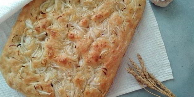 фокачча чиполлино