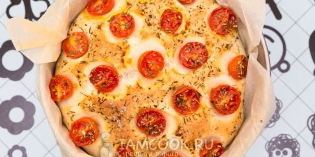 фокачча с черри и прованскими травами