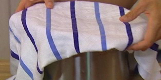 фокачча с чесноком и розмарином