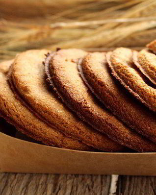 Хлебные лепешки с горчичным маслом