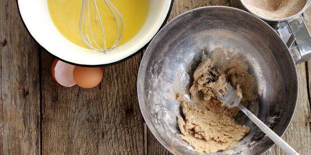 хлебные лепешки с горчичным маслом