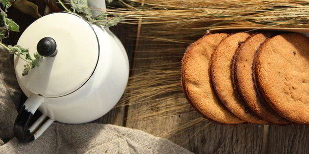 хлебные лепешки с горчичным маслом