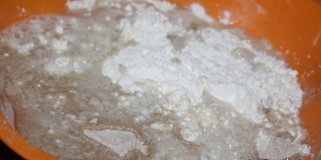 хлебные лепешки в духовке с луком и укропом