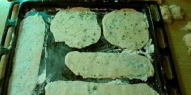 лепешка с травами