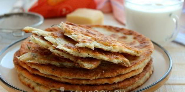 лепешки на кефире с сыром и зеленью