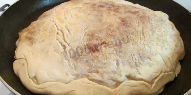 лепешки с фаршем на сковороде