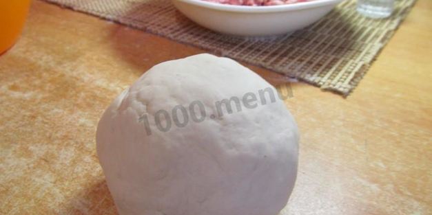 лепешки с фаршем на сковороде