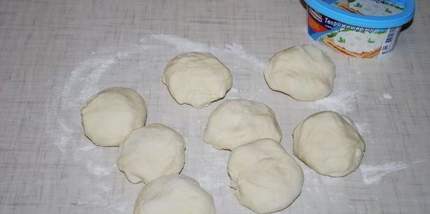 лепешки с сыром и фаршем