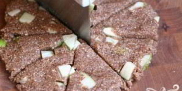 лепешки с яблоком и пряностями