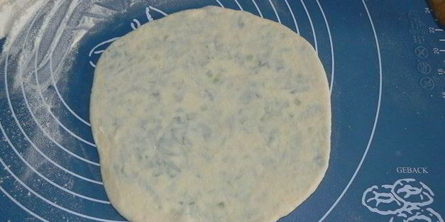 осетинские лепешки с черемшой и сулугуни по-сибирски