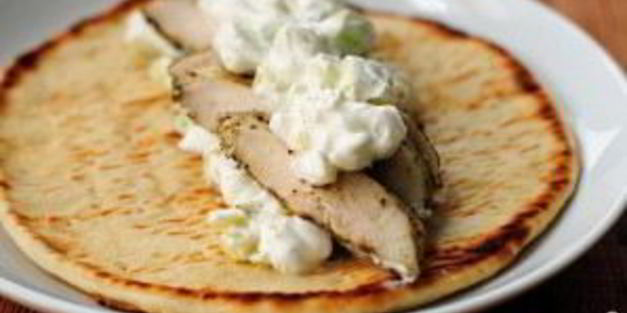 пита с курицей и дзадзики