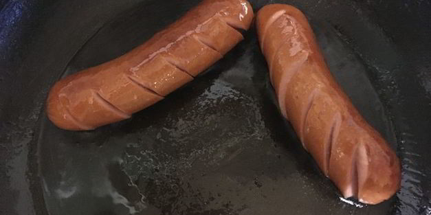сосиски в лепешках