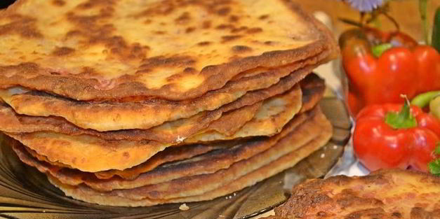 сырные лепешки с ветчиной