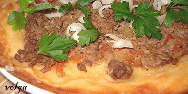 творожные лепешки с мясной начинкой