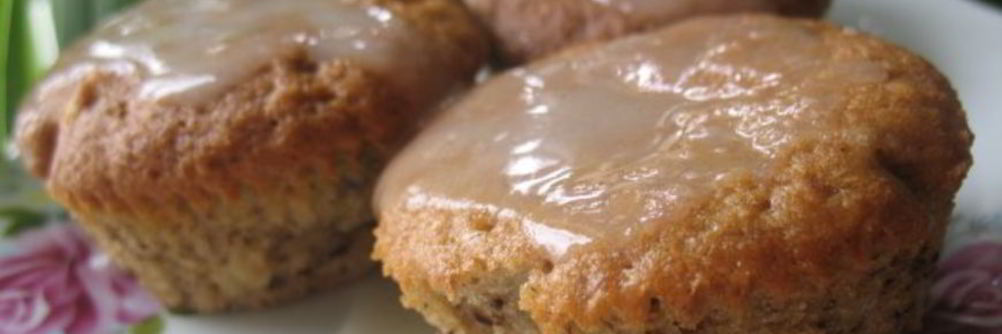 Банановые маффины с лимонной глазурью