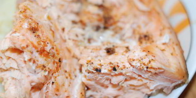 картофельные маффины с лососем и зеленью