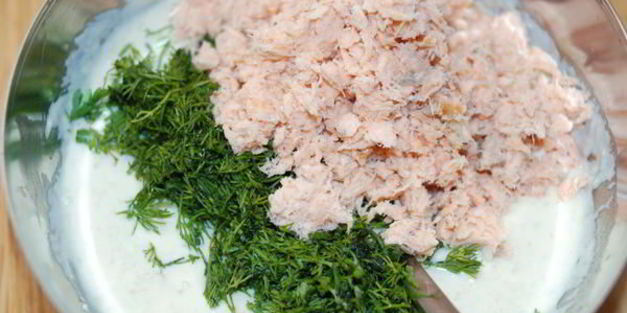 картофельные маффины с лососем и зеленью