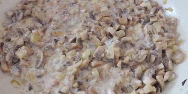 куриные маффины с грибной начинкой