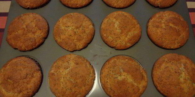 лимонно-маковые маффины на йогурте