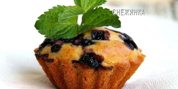 маффины с черникой и миндалем