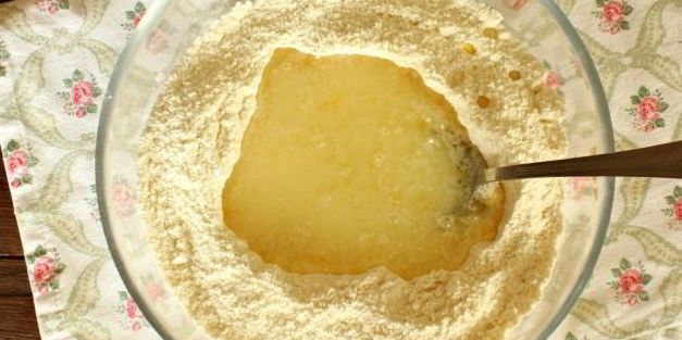 маффины с черной смородиной