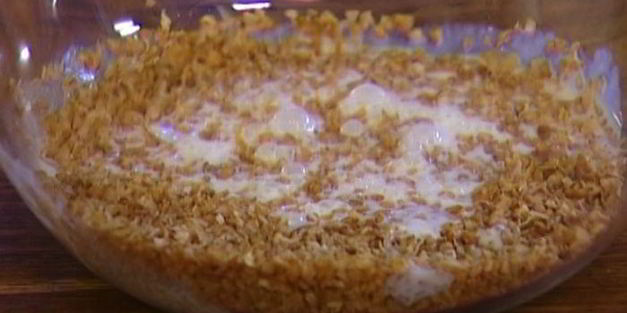 маффины с гречневыми хлопьями и вишней