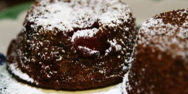 маффины с гречневыми хлопьями и вишней