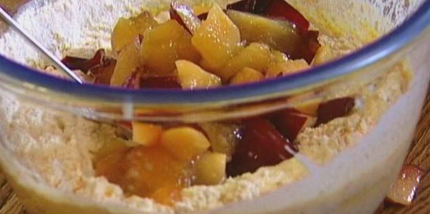 маффины с хлопьями и сливами