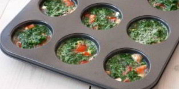 маффины с помидорами и шпинатом