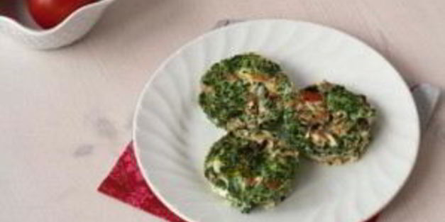 маффины с помидорами и шпинатом