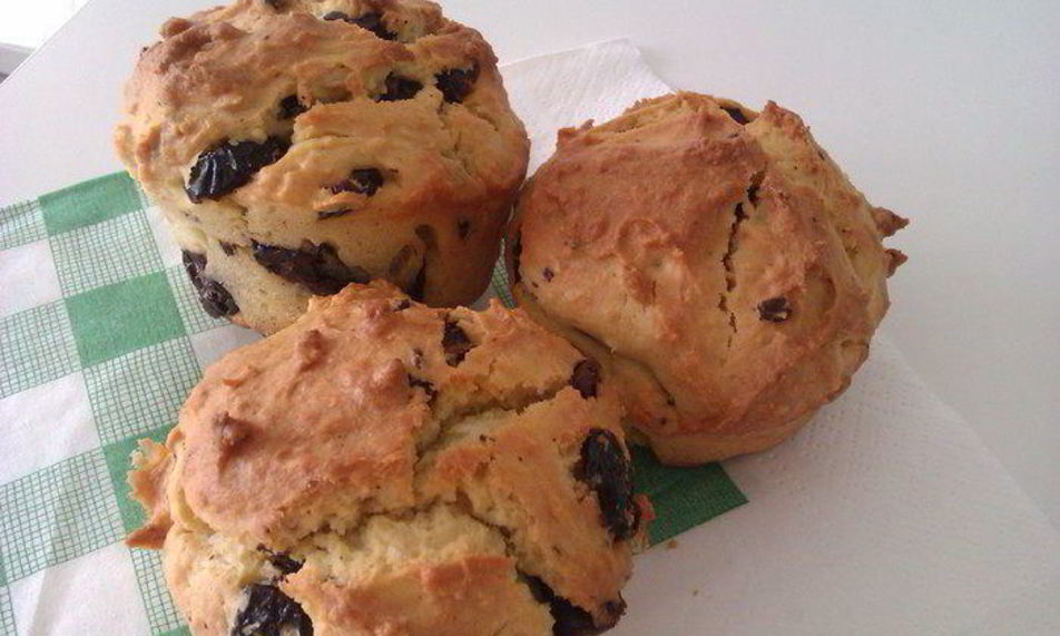 Рецепт маффины с творогом, шоколадом и вяленой клюквой