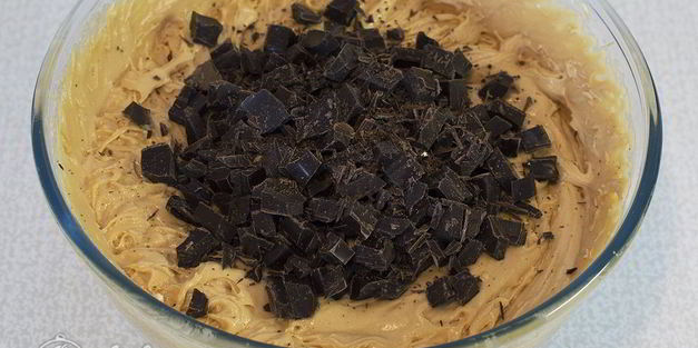 маффины с вареной сгущенкой