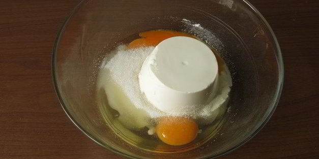 маффины со смородиновой заливкой