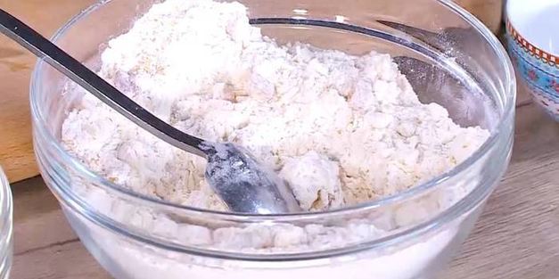 марципановые маффины с курагой