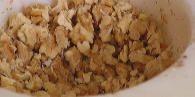 морковные маффины с грецкими орехами