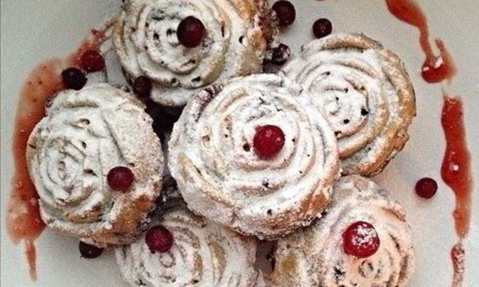 Рецепт нежные маффины с темным и белым шоколадом