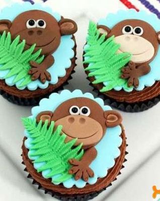 Новогодние маффины с обезьянами