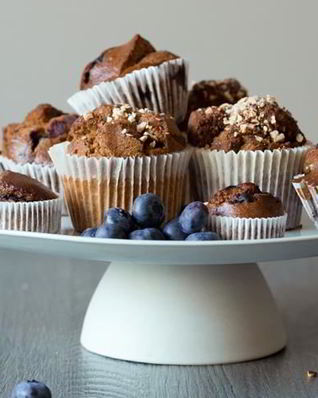 Полбяные постные маффины с бананами и черникой