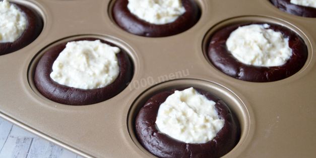 шоколадные маффины с творогом