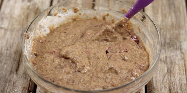 шоколадные маффины с вишней