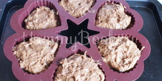 шоколадные маффины с заварным кремом