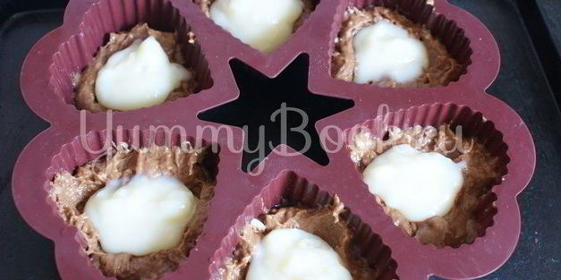 шоколадные маффины с заварным кремом