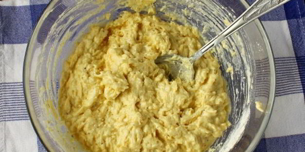 сырные маффины с ветчиной и яйцом